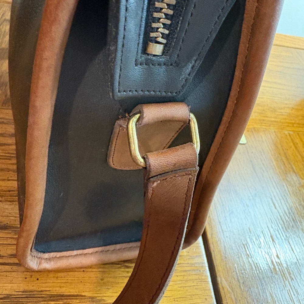 Coach Vintage Spectator Swagger - Picture 7 of 15